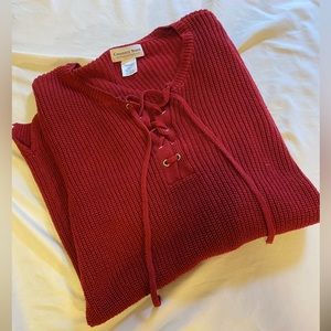 Country Store woman’s sweater top size L.
